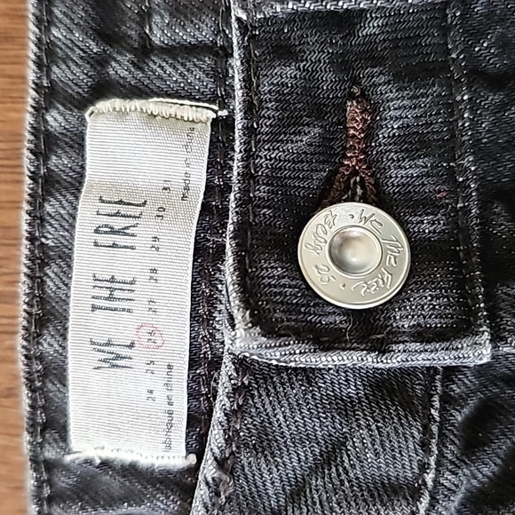 Free People We The Free black denim moto skirt sz 26 EUC! - Picture 3 of 5